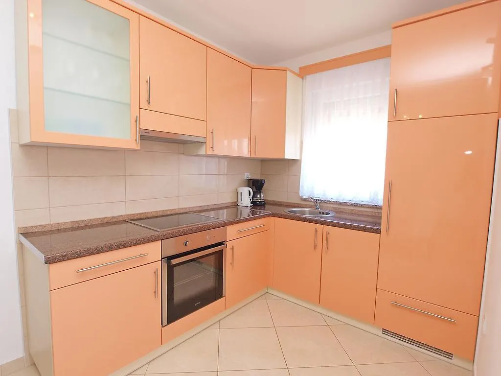 Apartments Medulin 396