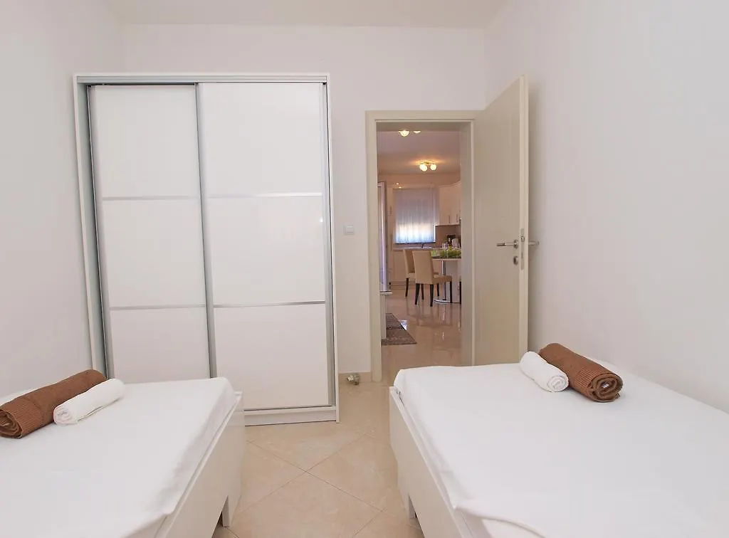 Apartments Medulin 396 Croatia