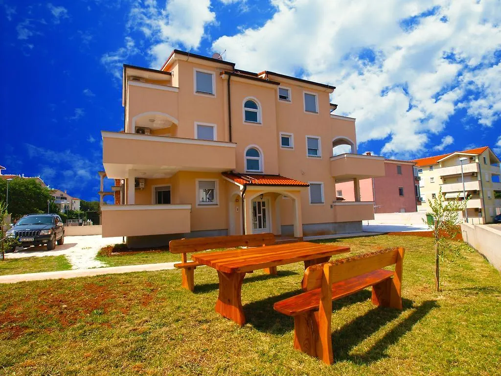 Apartments Medulin 396 Croatia