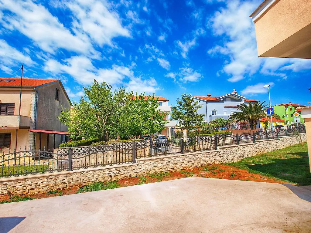 Apartments Medulin 396 Croatia